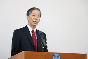 理事長・学長 辻洋