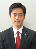 吉村知事の写真